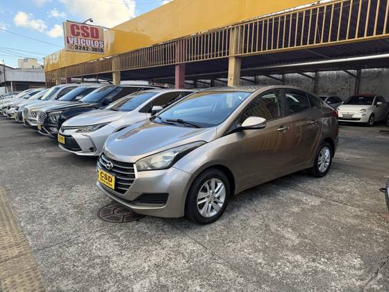 HYUNDAI HB20S 1.6 COMFORT PLUS 16V FLEX 4P AUTOMÁTICO